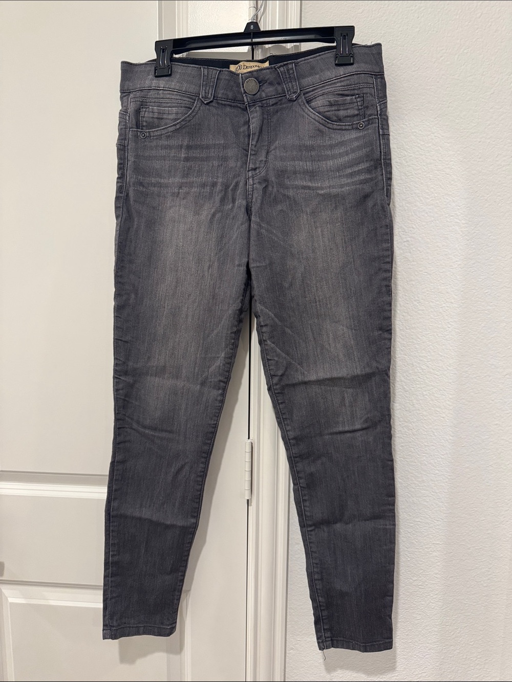 Democracy Women's Gray Skinny Jeans